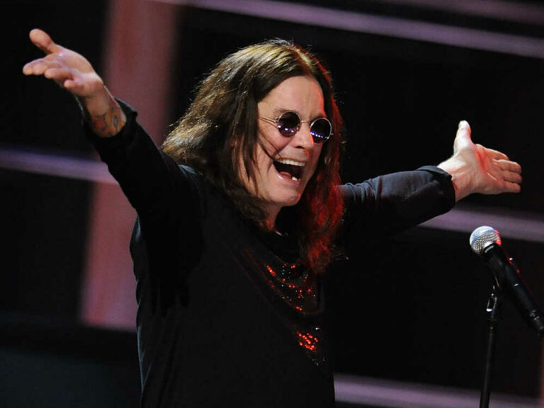 ozzy-a17bd26793ae47695df9defe9ddb5511951458ce-s1100-c50